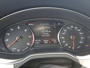 Audi Q7, Premium