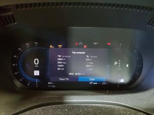 Volvo XC60, B5 Momentum