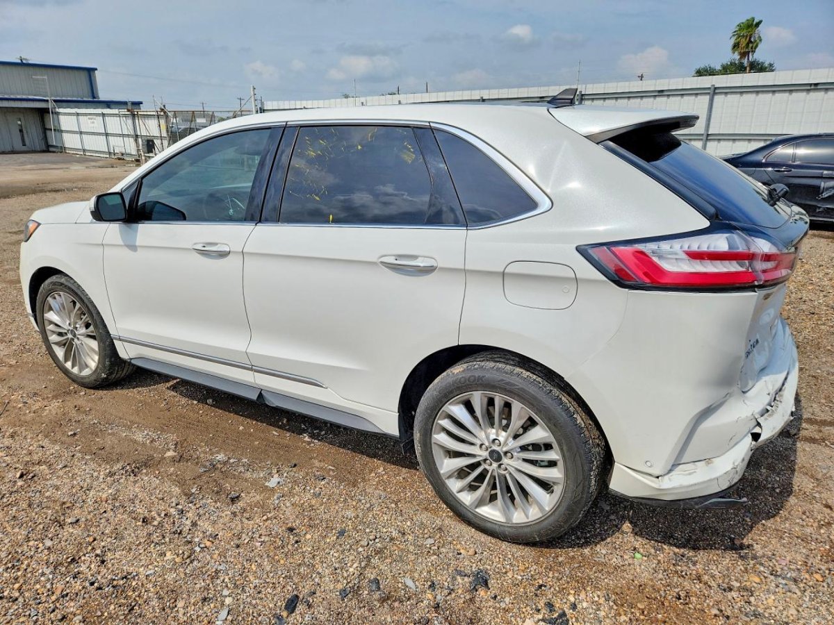 Ford Edge, Titanium