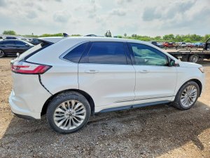 Ford Edge, Titanium
