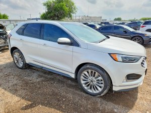 Ford Edge, Titanium