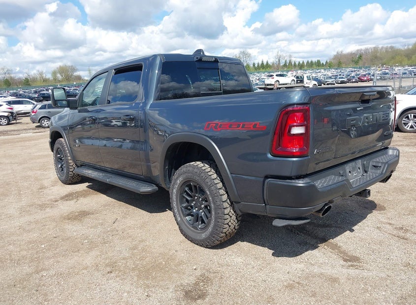 Dodge RAM 1500 REBEL 4X4 5'7 BOX