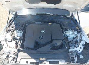 Mercedes-Benz C 300, Sedan