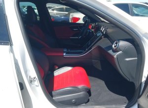 Mercedes-Benz C 300, Sedan