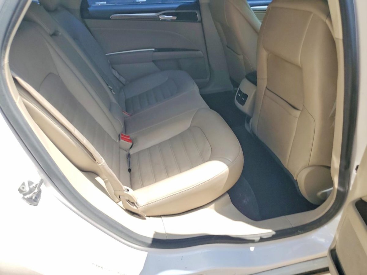 Ford FUSION SE HYBRID