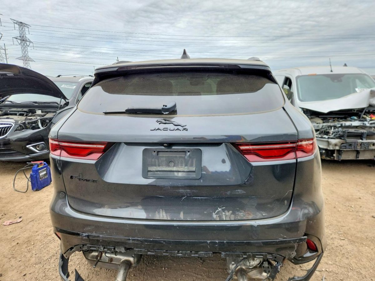 Jaguar F-PACE S