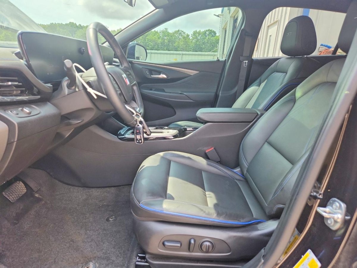 Buick Envista, Sport Touring