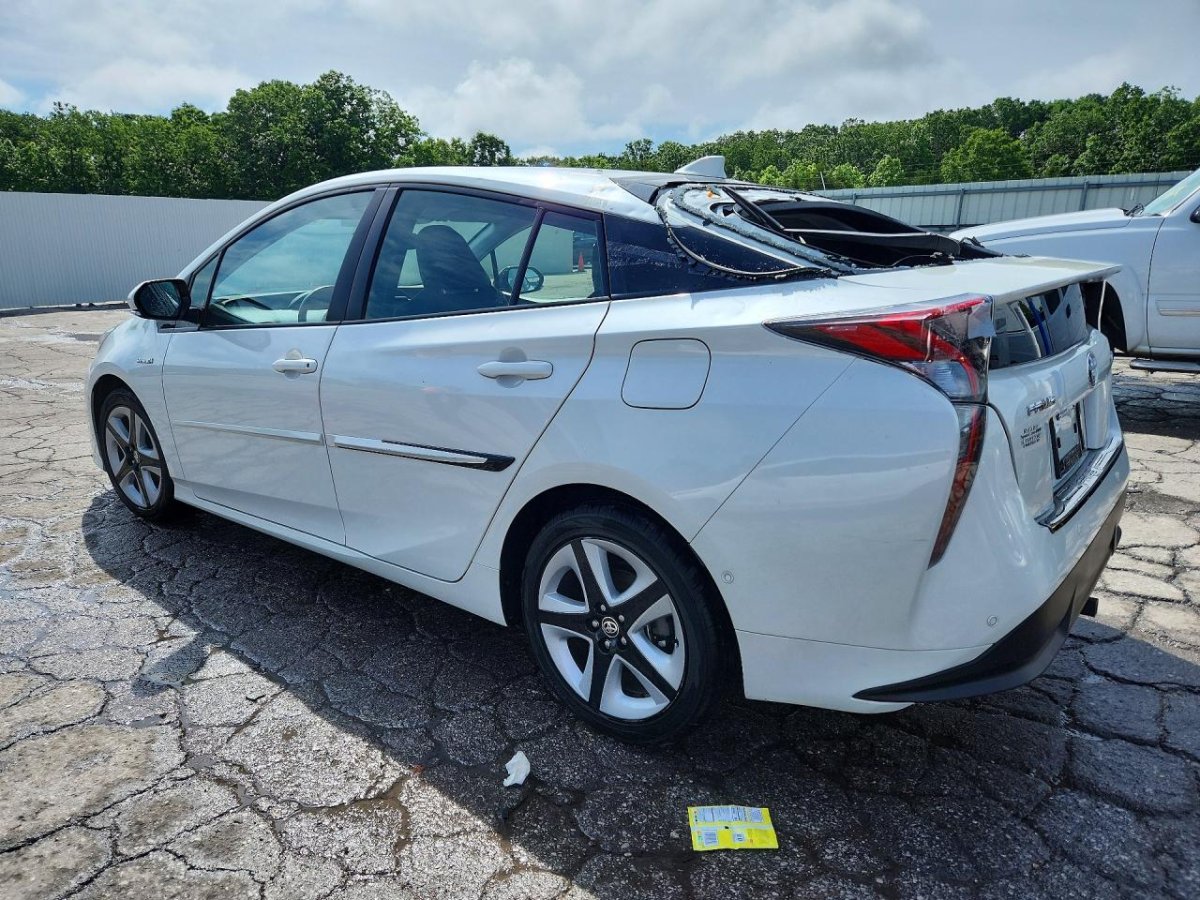 Toyota PRIUS FOUR TOURING