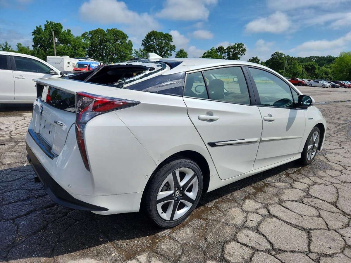 Toyota PRIUS FOUR TOURING