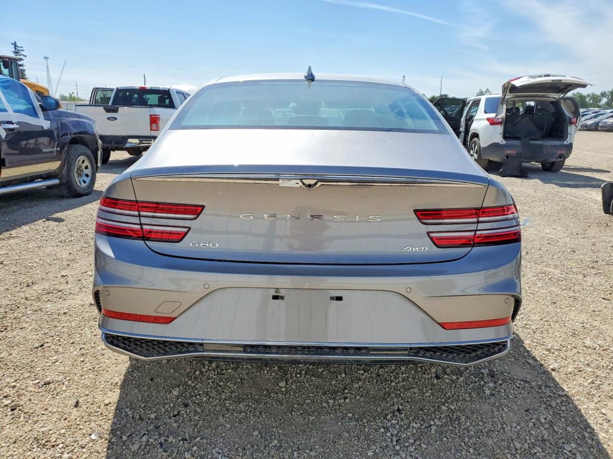Moto GENESIS G80 BASE