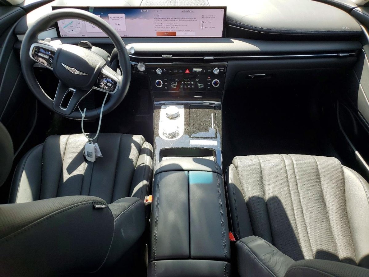 Moto GENESIS G80 BASE