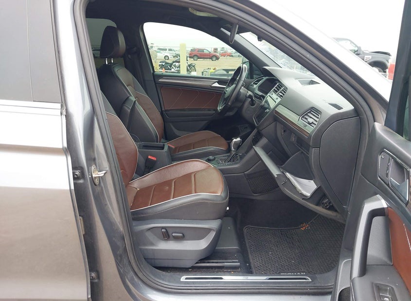 Volkswagen Tiguan, 2.0T Sel R-Line