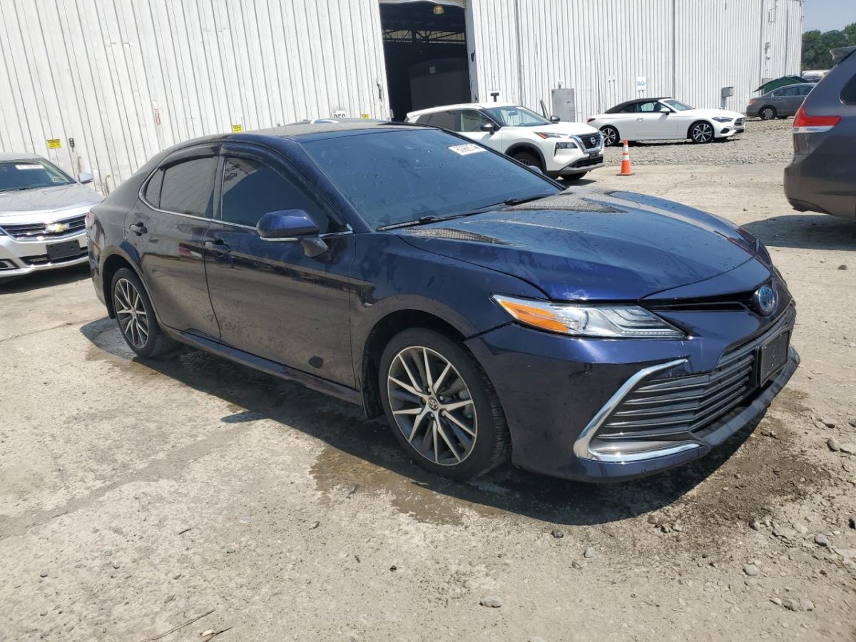 Toyota CAMRY XLE