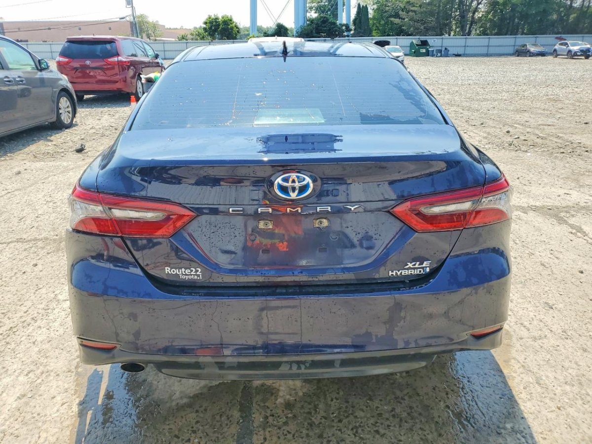 Toyota CAMRY XLE