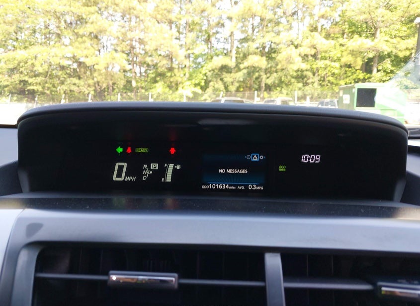Toyota PRIUS V FOUR