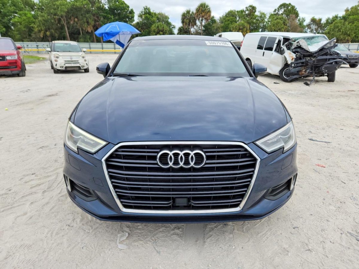 Audi A3, Premium
