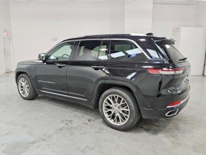 Jeep GRAND CHEROKEE SUMMIT 4XE