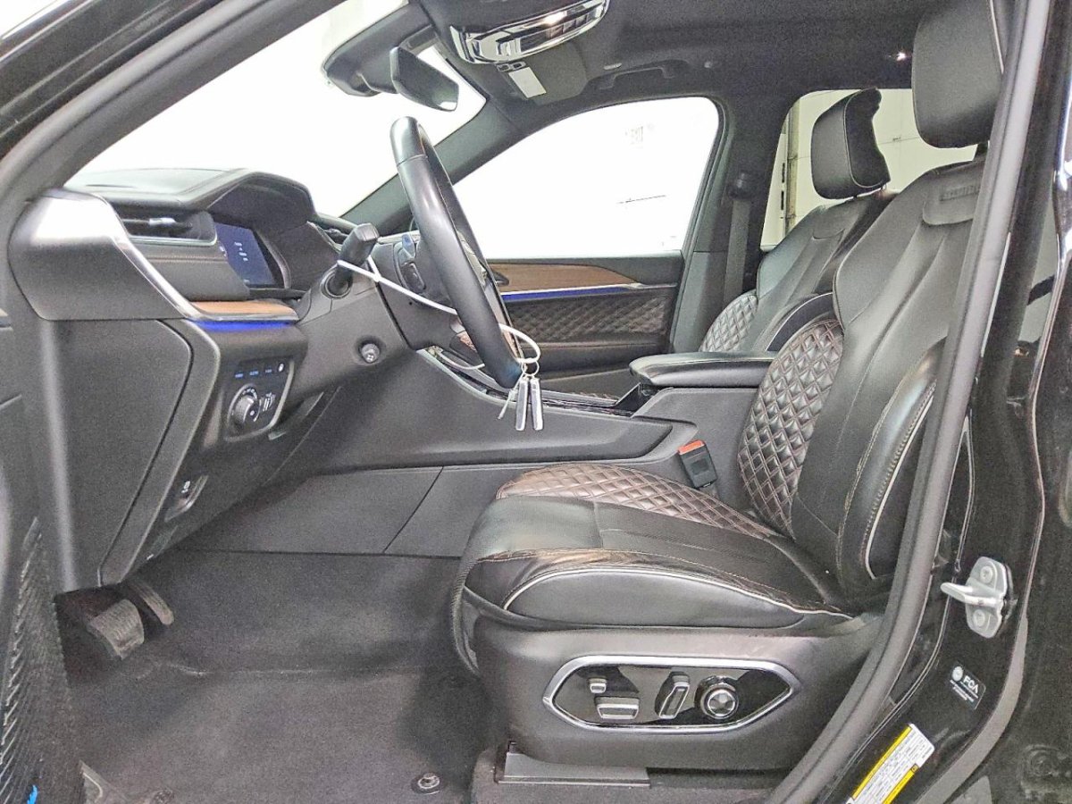 Jeep GRAND CHEROKEE SUMMIT 4XE