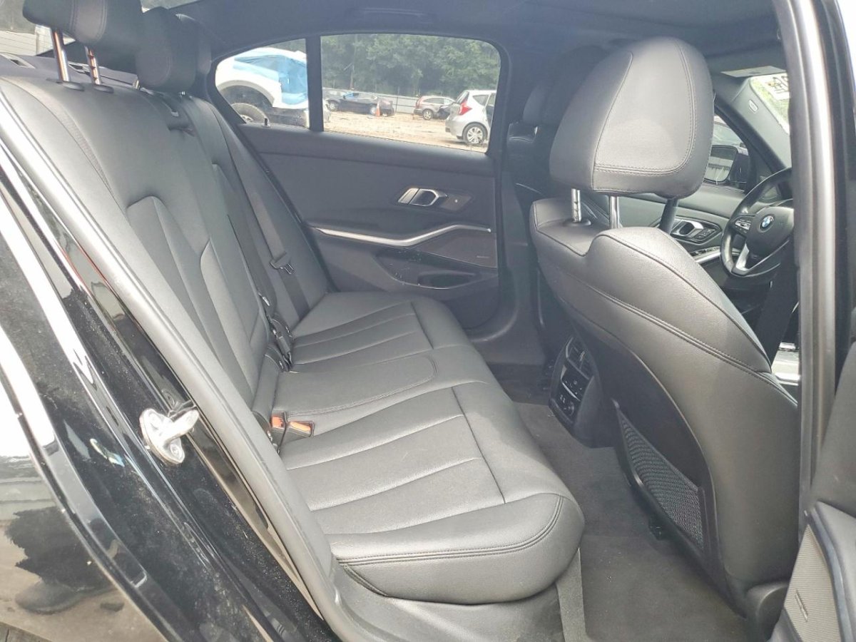 BMW 3 Series, 330XI
