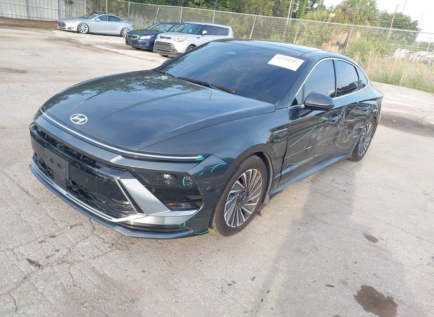 Hyundai SONATA HYBRID LIMITED