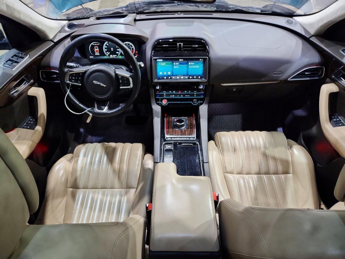 Jaguar F-PACE PORTFOLIO