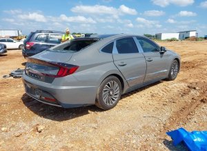 Hyundai Sonata, Limited