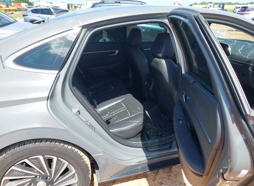 Hyundai Sonata, Limited