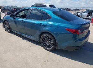Toyota Camry, SE