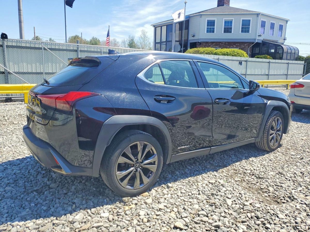 Lexus UX 250H