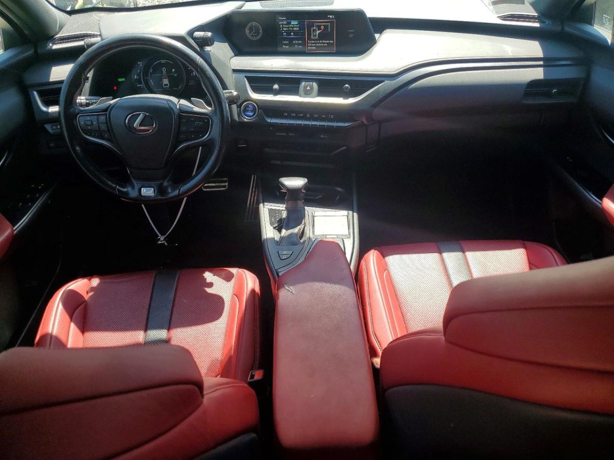 Lexus UX 250H
