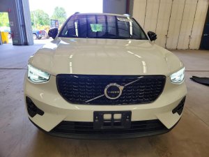 Volvo XC40 PLUS