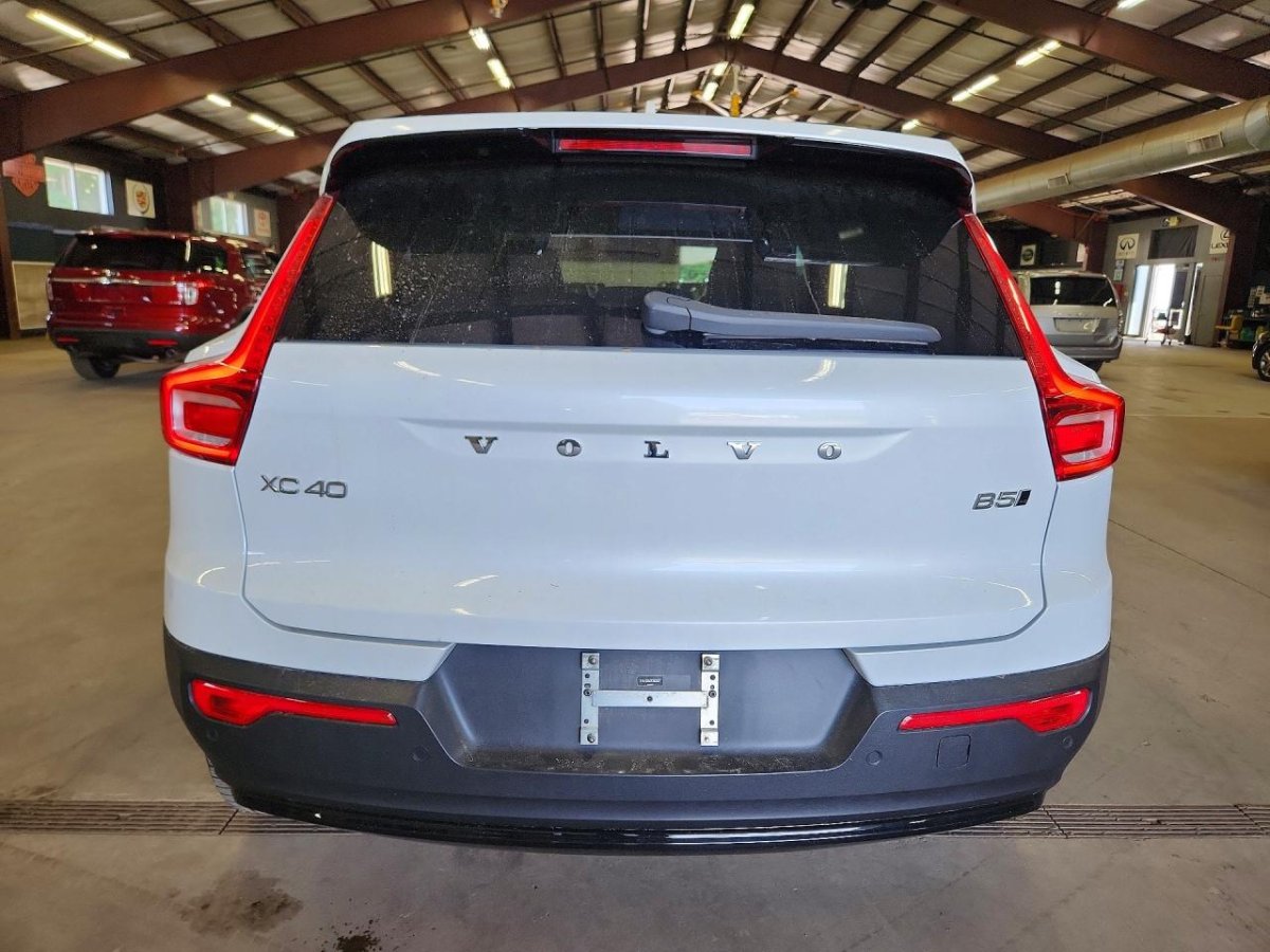 Volvo XC40 PLUS