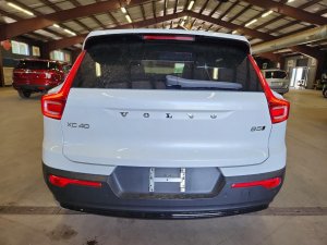 Volvo XC40 PLUS