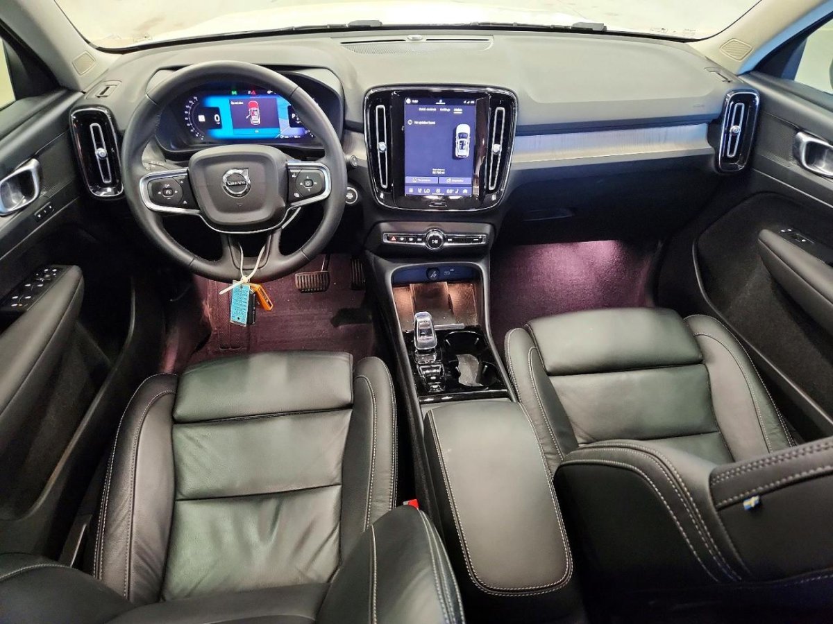 Volvo XC40 PLUS