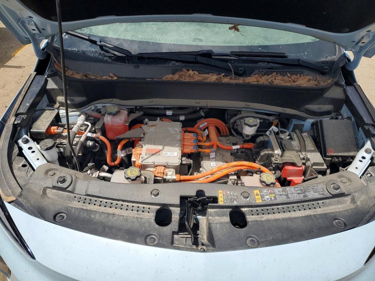 Chevrolet Bolt, Premier