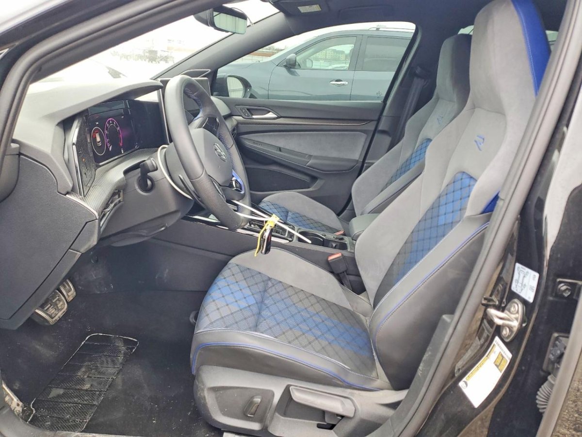 Volkswagen GOLF R BLACK EDITION