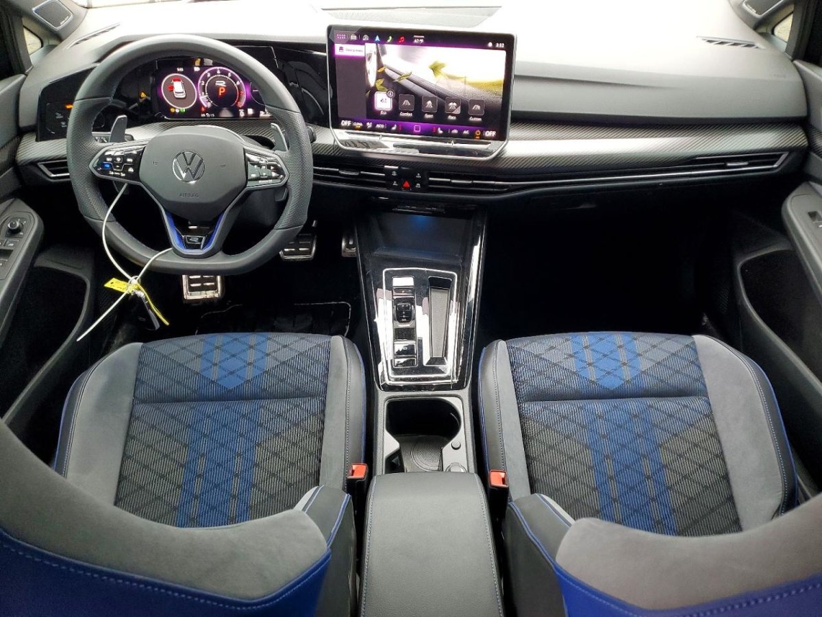 Volkswagen GOLF R BLACK EDITION
