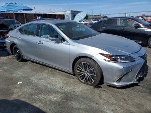 Lexus ES 300H BASE