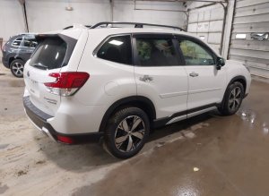 Subaru Forester, Touring