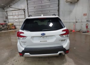 Subaru Forester, Touring