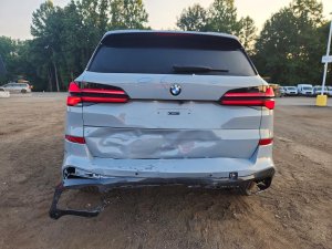 BMW X5 XDRIVE40I