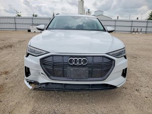 Audi E-TRON PREMIUM
