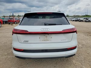 Audi E-TRON PREMIUM