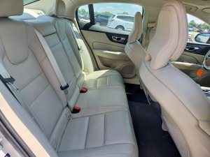 Volvo S60 T5 MOMENTUM