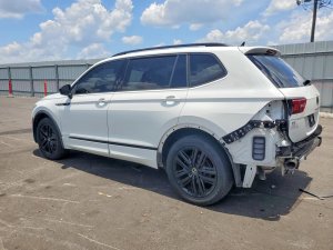 Volkswagen TIGUAN SE R-LINE BLACK