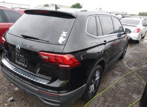 Volkswagen TIGUAN 2.0T SE