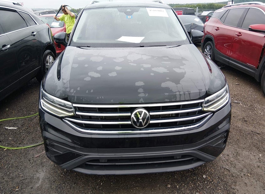 Volkswagen TIGUAN 2.0T SE