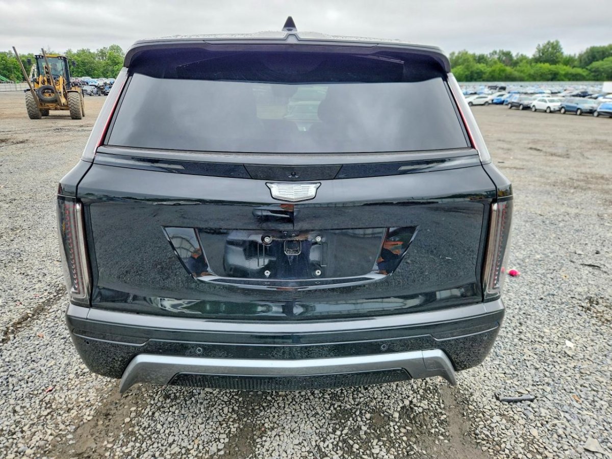 Cadillac VISTIQ PREMIUM LUXURY