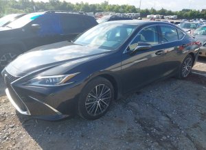 Lexus ES, 300H