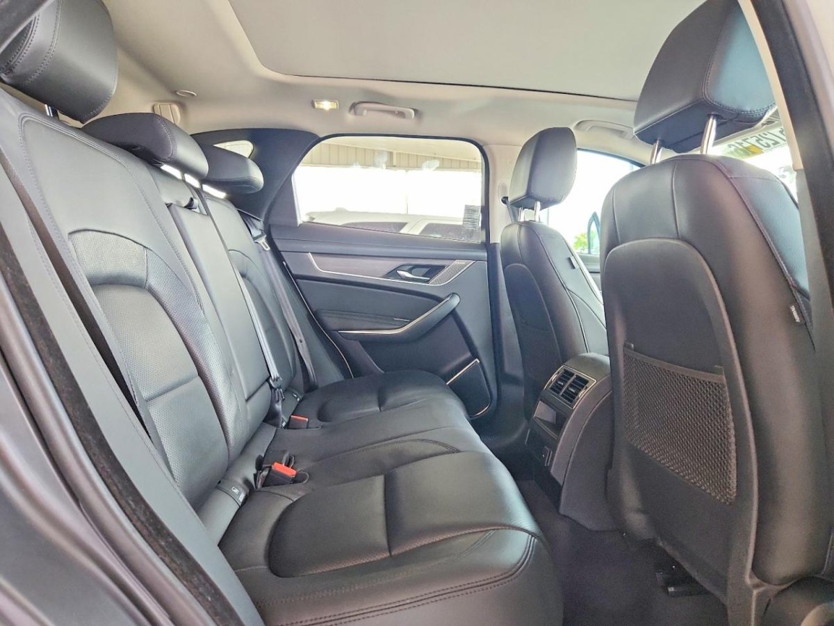 Jaguar F-PACE S